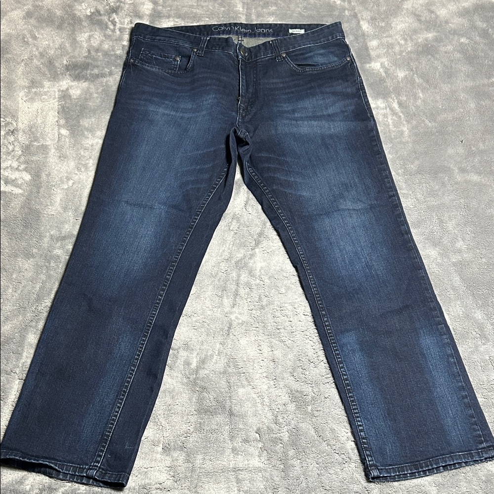 Calvin Klein Men's Slim Straight Jeans